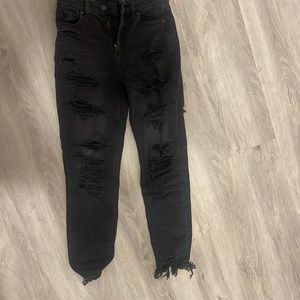 American eagle size 0 ripped mom jeans